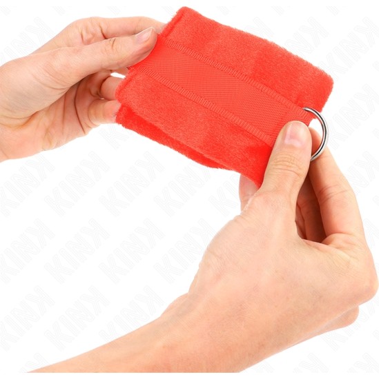 Kink Wrist Restraint KINK - BEGINNER FUR HAND CUFFS RED 30 X 7 CM