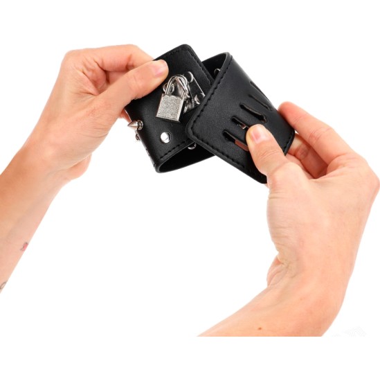 Kink Wrist Restraint KINK - PUNK WRIST RESTRAINTS WITH SPIKES 25 X 6 CM