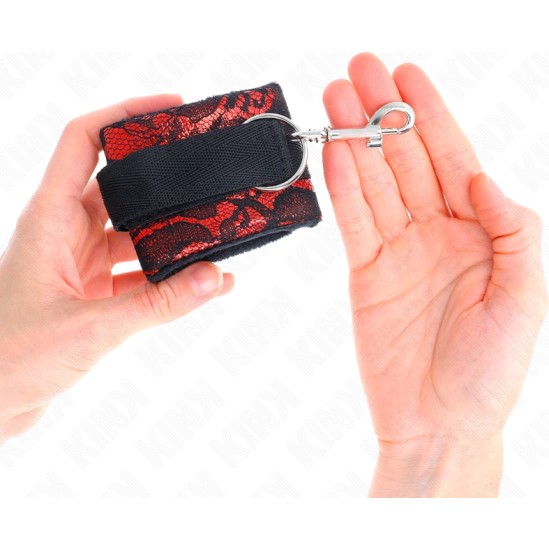 Kink Wrist Restraint KINK - SHORT VELVET LACE WRIST RESTRAINTS AND NYLON BIND RED / BLACK 23 X 6.5 CM