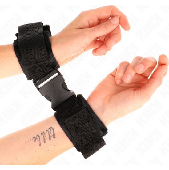 Kink Wrist Restraint KINK - NYLON BIND HOOK&LOOP WRIST RESTRAINTS RED-BLACK MODEL 1 AJDUSTABLE 25-35 CM X 6 CM