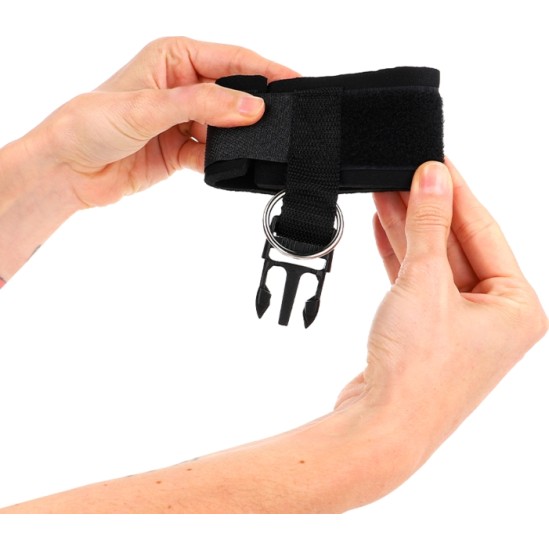 Kink Wrist Restraint KINK - NEOPRENE HOOK&LOOP FASTENER WRIST RESTRAINTS BLACK ADJUSTABLE 22-34 CM