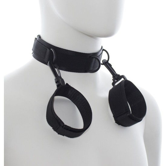 Ohmama Fetish NYLON HANDCUFFS AND COLLAR