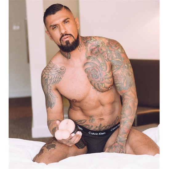 Fleshlight Masturbator with Testicles FleshSack