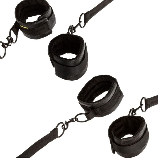 Calexotics BOUNDLESS RED RESTRAINT