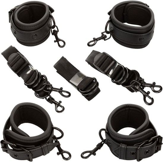 Calexotics NOCTURNAL BED RESTRAINTS LEATHER ADJUSTABLE BLACK
