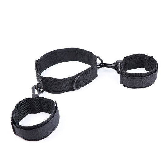 Ohmama Fetish NYLON HANDCUFFS AND COLLAR