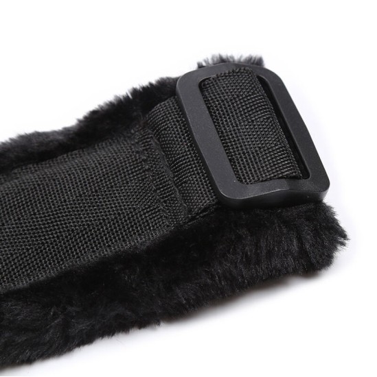 Ohmama Fetish FURRY LINED WRIST RESTRAINTS