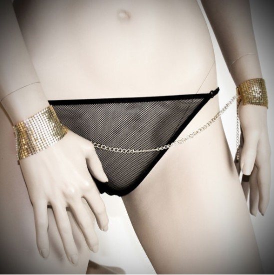 Bijoux Desire Metallique DESIR METALLIQUE BLACK MESH GOLD HANDCUFFS